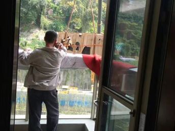 專業(yè)搬家公司 家庭搬家、家具拆裝與長途搬家服務(wù)詳解